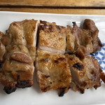 あぶりどりバリ鳥  - 塩鶏の柚子胡椒炭火焼き定食の鶏