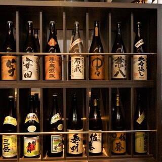 You'll love shochu even more! We always have a rich lineup of about 50 types ♪