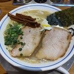 中華そば ひらこ屋 きぼし - あら炊き鯛白湯ラーメン