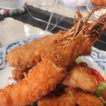 キッチン サカナヤ - 太い海老フライが圧巻です