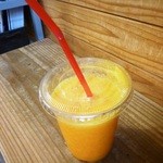 プリムベェール - 広島みかんのフレッシュジュース（写真を撮る前に口をつけてしまいました。）