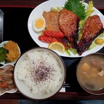 食堂 かあちゃんち - 料理写真:ロース味噌焼定食