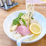 中華そば きなり - 麺