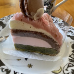 手創菓子工房 明月堂 - 6層になってました。