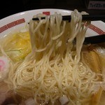 蟹専門 けいすけ 北の章 - 柚子塩中華そばの麺