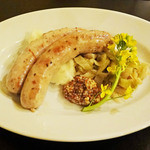 Smoke & Vegetable Bistro SARU - ミルク入り自家製ソーセージ