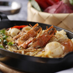 <橫濱特色>魚翅和海鮮的Oriental鍋巴