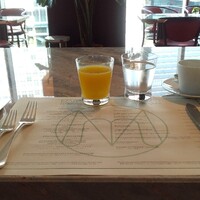 MAISON MARUNOUCHI - 朝食　オレンジとセロリのジュース