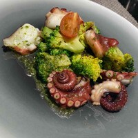 タコとブロッコリーのバジルソース