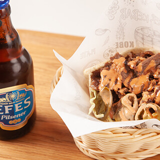 他ではあまり見かけないトルコビールやトルコワインを取り揃え◎
