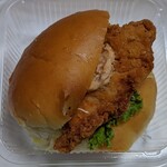 ヤオコーピノ - 料理写真:サクサク♪クリスピーチキンフィレ