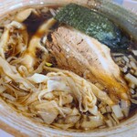 濃厚ラーメン 大葉商店 - 濃厚醤油ラーメン (竹岡式ラーメン)