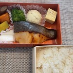 お弁当 ぎん香 - 