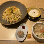 広東炒麺 南国酒家 - 