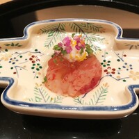 まき村 - 縞牡丹海老の梅肉和え