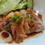キッチン湾 - 豚ロース肉の網焼きステーキ