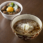 Set of soba and beef tongue meatball bowl