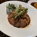 エッセンス - ローストビーフ丼