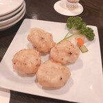 青葉 - イカ団子。お腹いっぱいで食べきれなかった