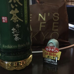 ケンズカフェ東京 - ドリンク写真:フィナンシェには緑茶です！