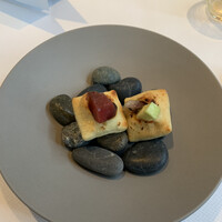 ベージュ アラン・デュカス 東京 - 