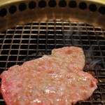 おんどる - すきしゃぶ：片面を１５秒ほど焼く