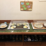 心の里 定山 - お茶菓子コーナー