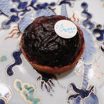 おかしやうっちー - 焼きりんごタルト 896円