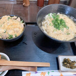 Udon Seimenjo Gou - 卵とじうどん＋ミニ親子丼　
                      570円＋300円