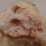 パンとお話 アップルの発音 - チーズとブラックペッパー断面