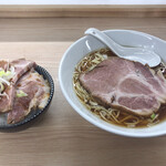 煮干しラーメン ゼクウ - ポセイドン¥850 チャーシューご飯¥250