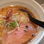 Tenrai ken - 琥珀醤油拉麺(500円)!!!!