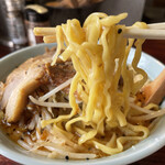 りらくしん - 平麺　辛味噌ラーメン(普通200g)¥780円