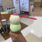 サーティワンアイスクリーム - 料理写真:バニラ、マスクメロン