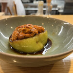 四谷 うえ村 - スペシャリテの雲丹on茄子♡今回は赤茄子だそう。