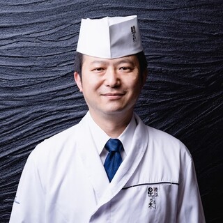 Japanese Cuisine of “tradition and innovation” proposed by head chef Tadamichi Ishii