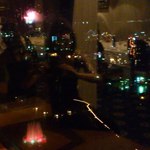 フランス料理 ル シエル - 夜景。綺麗な画像ではありませんが、花火と噴水が見えます。