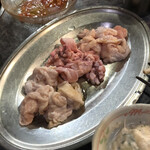 備長炭火ホルモン焼 しちりん - 料理写真: