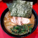 ラーメン 杉田家 - チャーシュー麺
