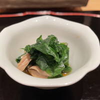 鳥匠 いし井 - 砂肝縁側と葉山葵の醤油漬け