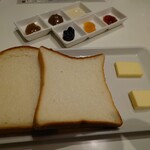 セントル ザ・ベーカリー - 食パン食べ比べジャム、バターセット