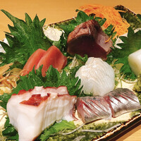 新潟名物 布のり蕎麦とおいしい酒菜 きなせや. 赤坂割烹店 - 