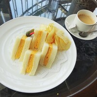 カフェ＆レストラン ヴァン - 厚切り玉子サンド、コーヒー（ランチサービス）