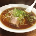 萬珍軒 - オーソドックスな味わい。細麺がイケてます。