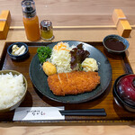 とんかつ専門店 ながら - 