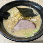 ラーメンがんことんこつ - 正油とんこつネギラーメン¥700