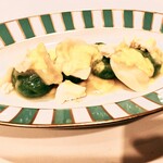 アカーチェ - ユリ根とほうれん草を練りこんだジャガイモのニョッキ