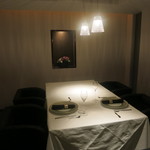 エクアトゥール - 個室インテリア