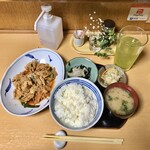 Majima - 豚キムチ700円、定食300円