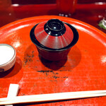 草喰 なかひがし - ✽ お椀は蜆柄